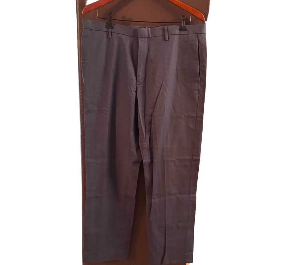Banana Republic Non-Iron Modern Slim Fit 100% Cotton‎ Blue textured fabric
